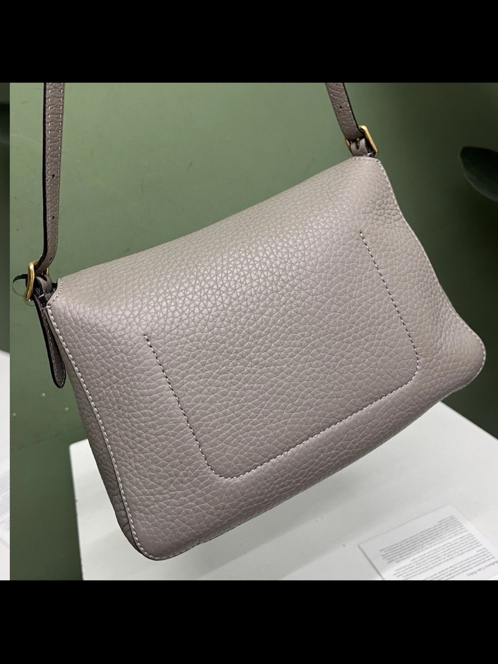 Mulberry Taupe Pebbled Leather Shoulder Bag with Gold Hardware - Picture 7 of 15